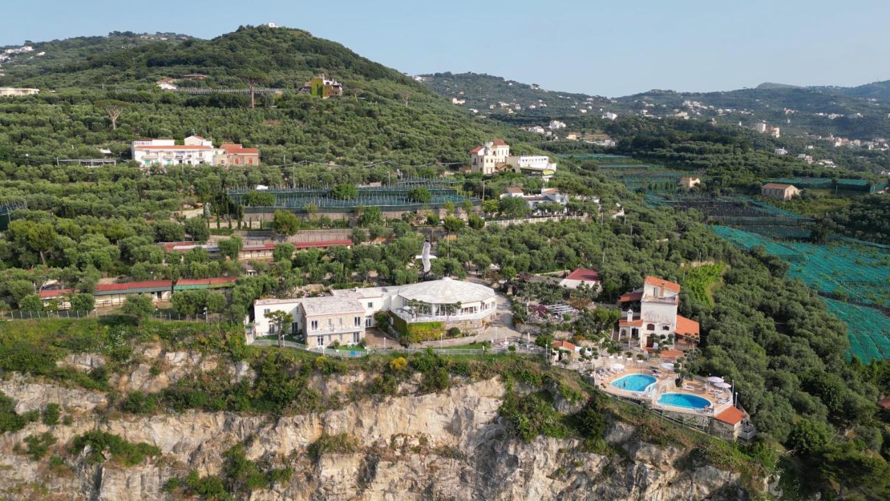 Villaggio Villa Lubrense Massa Lubrense Zewnętrze zdjęcie