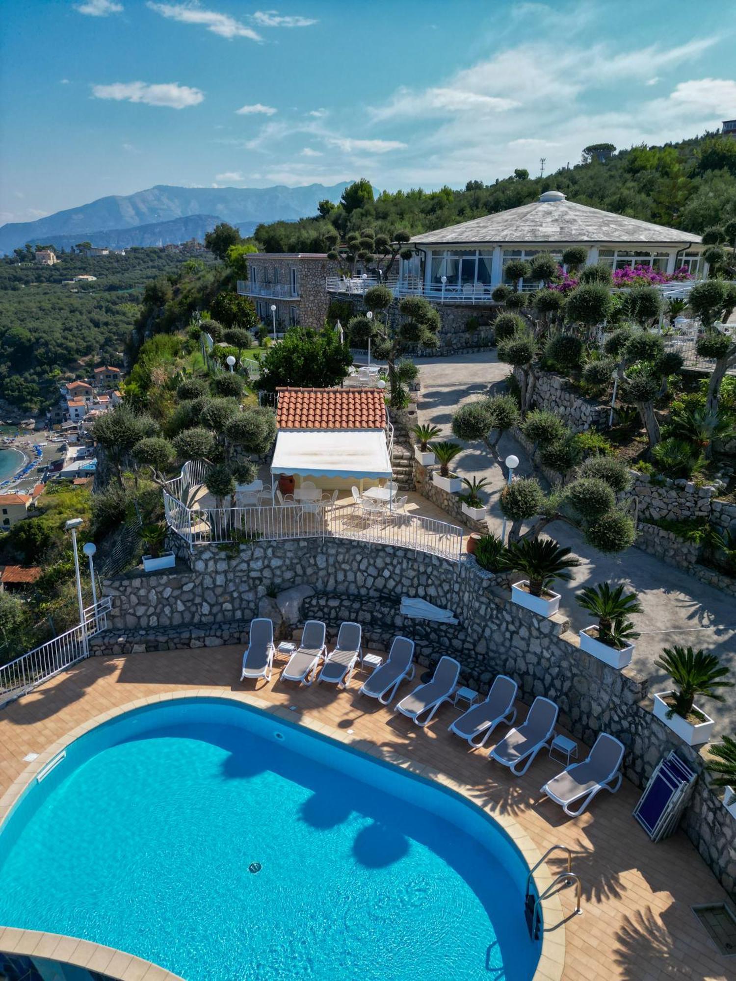 Villaggio Villa Lubrense Massa Lubrense Zewnętrze zdjęcie